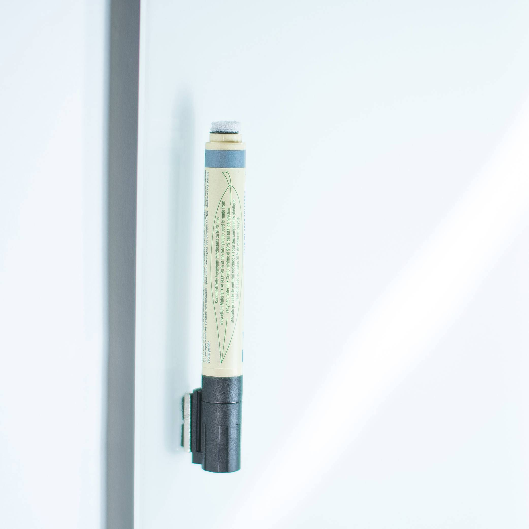 Dry Wipe Marker Pen Magnetic Complete - Black